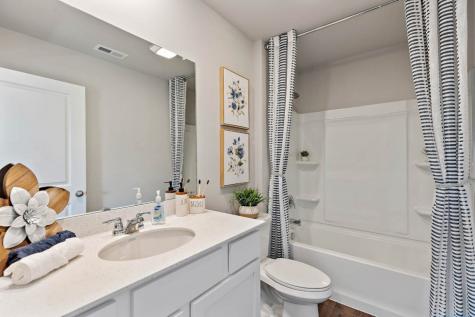 3242 Scanlon Farms Road Coralville IA 52241