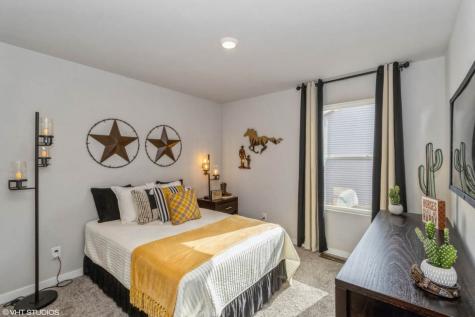 7806 Crossroads Drive SW Cedar Rapids IA 52404