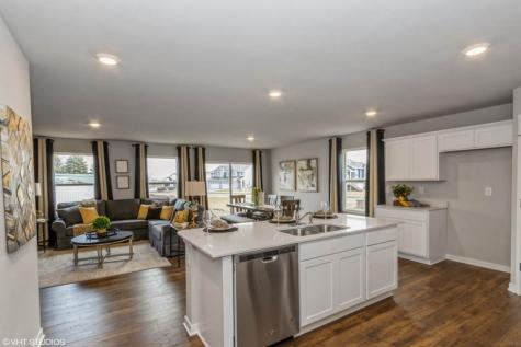 7806 Crossroads Drive SW Cedar Rapids IA 52404