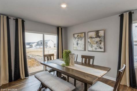 7806 Crossroads Drive SW Cedar Rapids IA 52404